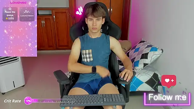 Snapshot of jackson_millers chatting on 09.30.25 jackson millers online show from 09.30.25