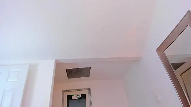 Snapshot of Konny_May chatting on 10.22.25 Konny May online show from 10.22.25