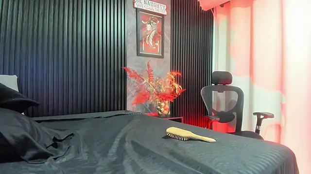 BambiiQueen online show from 12.23.24