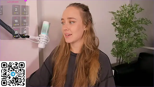 AngelPaull online show from 03.11.25