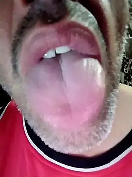 rodrig6987 1 online show from 10.02.25