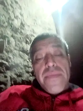 rodrig6987 1 online show from 10.12.25