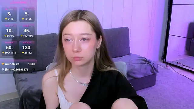 SaintGirl online show from 03.06.25