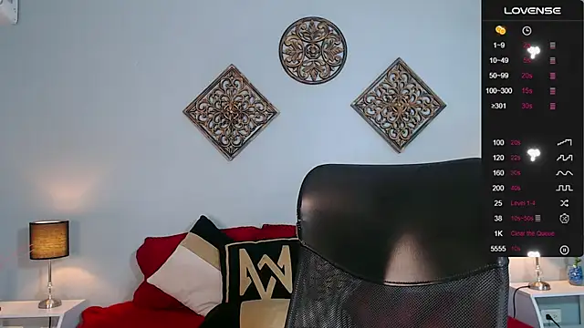 Snapshot of JhonBlacke chatting on 12.17.24 JhonBlacke online show from 12.17.24