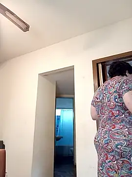 Sole Love online show from 09.19.25