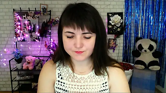 Snapshot of Darina_M_ chatting on 01.21.25 Darina M online show from 01.21.25