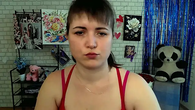 Snapshot of Darina_M_ chatting on 03.09.25 Darina M online show from 03.09.25