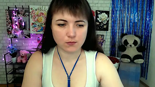 Snapshot of Darina_M_ chatting on 03.14.25 Darina M online show from 03.14.25
