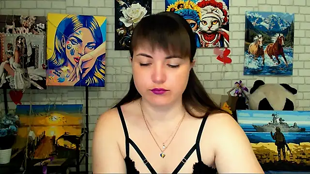 Darina M  online show from 04.18.26