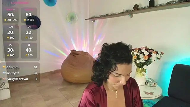 Elliee  online show from 02.11.25