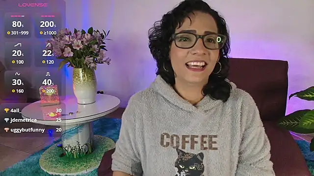 Elliee  online show from 03.08.25