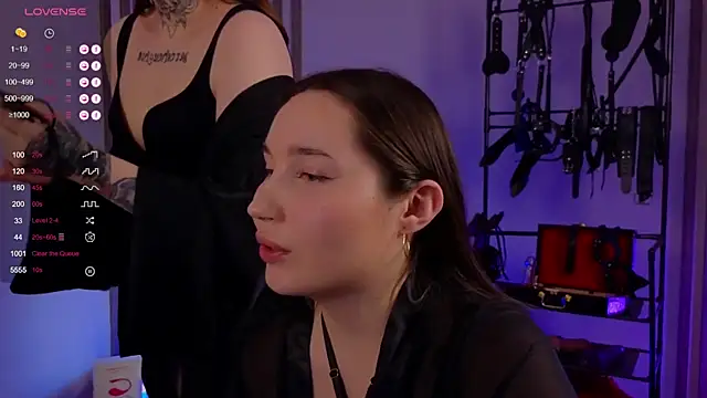 Snapshot of domDani_subMay chatting on 02.01.25 domDani subMay online show from 02.01.25