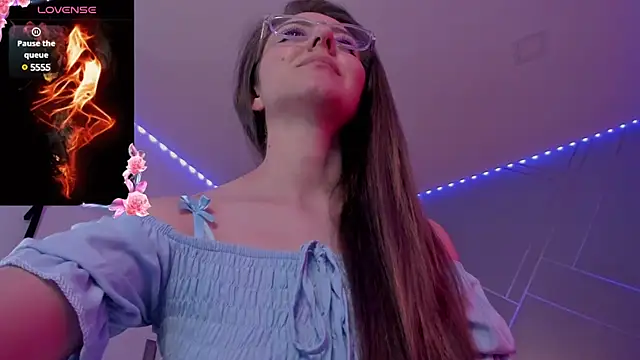 Snapshot of Ich_Bin_Julia chatting on 12.28.24 Ich Bin Julia online show from 12.28.24