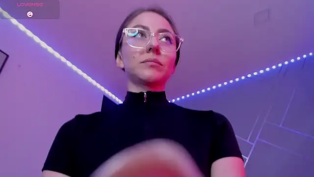 Snapshot of Ich_Bin_Julia chatting on 02.11.25 Ich Bin Julia online show from 02.11.25