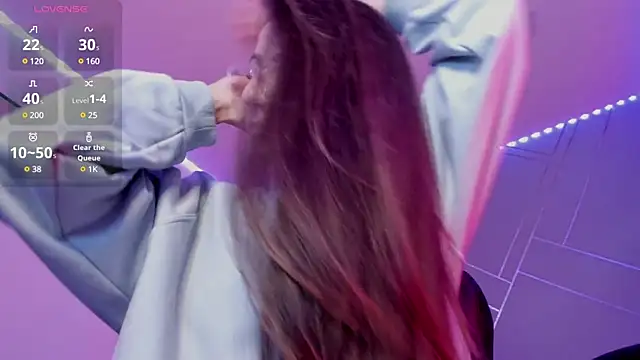 Snapshot of Ich_Bin_Julia chatting on 02.15.25 Ich Bin Julia online show from 02.15.25