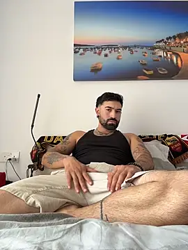 Snapshot of Goosebumps_21 chatting on 12.20.25 Goosebumps 21 online show from 12.20.25