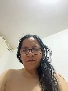 Snapshot of Freya_Artemisa chatting on 12.18.24 Freya Artemisa online show from 12.18.24