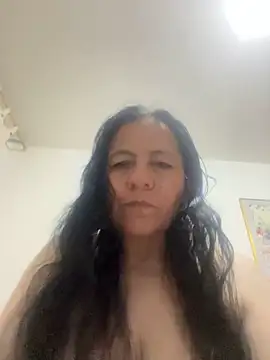Snapshot of Freya_Artemisa chatting on 02.17.25 Freya Artemisa online show from 02.17.25