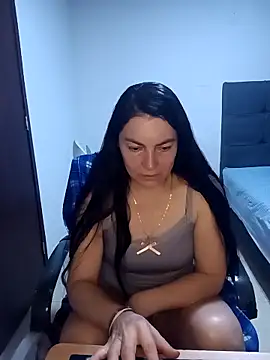 renata hot1 online show from 02.23.25