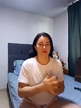 renata hot1 online show from 03.21.25