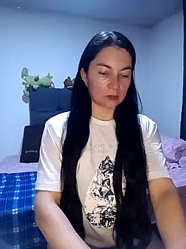 renata hot1 online show from 10.14.25