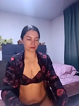 renata hot1 online show from 10.20.25