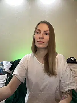 RachelBelI online show from 12.12.24