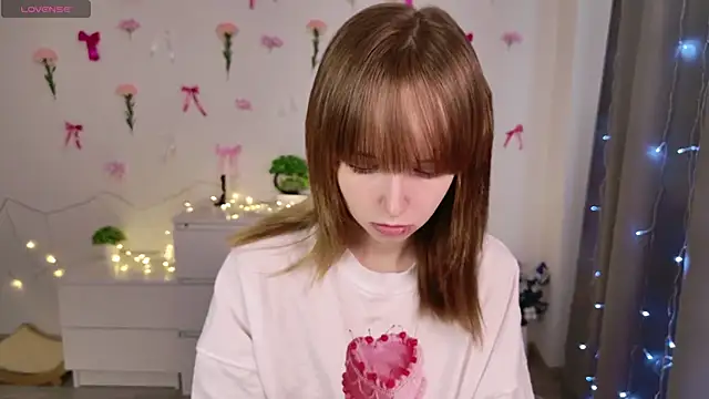 Snapshot of b4by_LoL1 chatting on 03.13.25 b4by LoL1 online show from 03.13.25