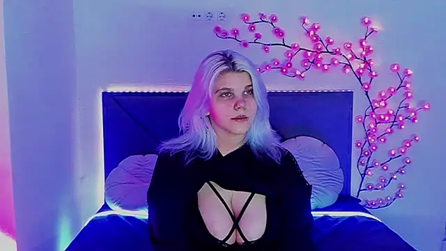 JoannLowe online show from 02.27.26