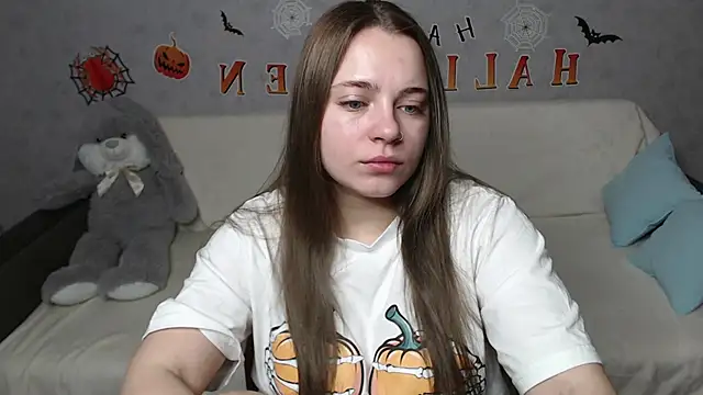 Snapshot of _Sweet_Lana chatting on 10.28.25 Sweet Lana online show from 10.28.25