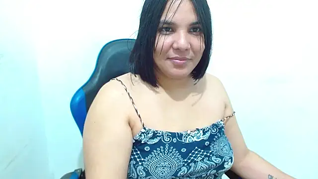 Snapshot of sinay024 chatting on 05.27.26 sinay024 online show from 05.27.26