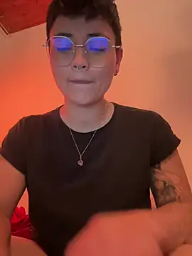 Snapshot of Ashley_Chriss chatting on 01.08.25 Ashley Chriss online show from 01.08.25