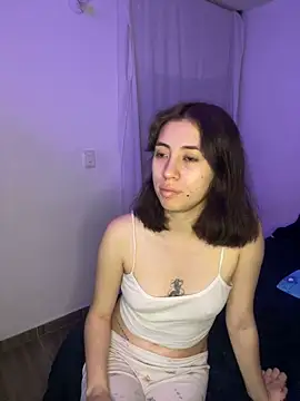 Catyloves online show from 02.05.25
