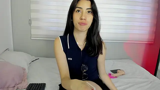 Catyloves online show from 09.28.25