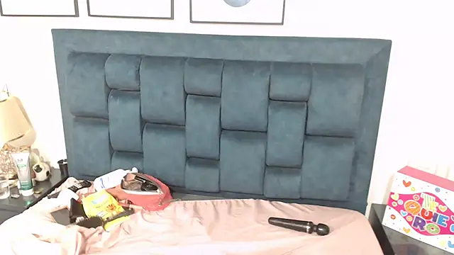 Snapshot of Sophia-Smith2 chatting on 02.27.25 Sophia-Smith2 online show from 02.27.25