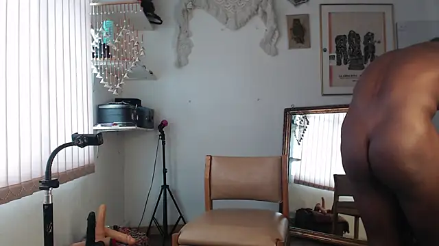 Siriss boyrag online show from 09.19.25