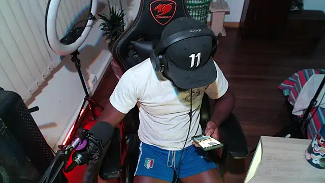 Siriss boyrag online show from 10.07.25