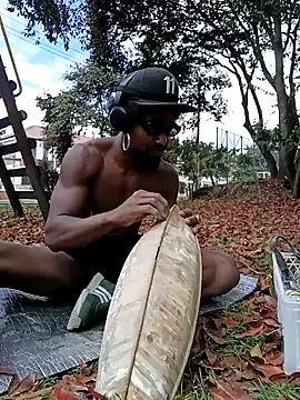 Snapshot of Siriss_boyrag chatting on 11.02.25 Siriss boyrag online show from 11.02.25