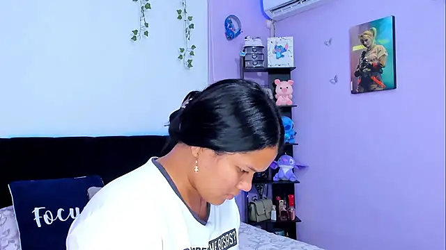 sara mendez2 online show from 01.18.25