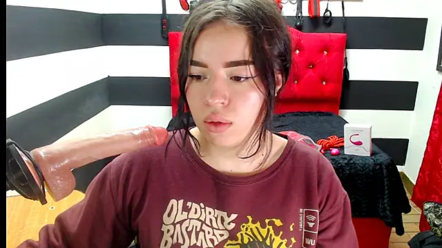 Snapshot of Marian_Ran chatting on 01.06.25 Marian Ran online show from 01.06.25