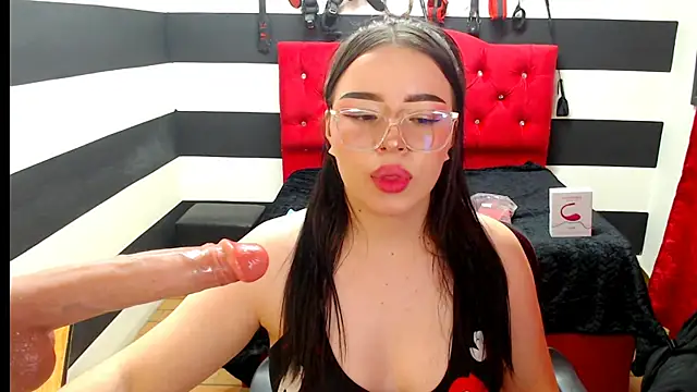 Snapshot of Marian_Ran chatting on 01.08.25 Marian Ran online show from 01.08.25