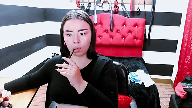 Snapshot of Marian_Ran chatting on 01.28.25 Marian Ran online show from 01.28.25