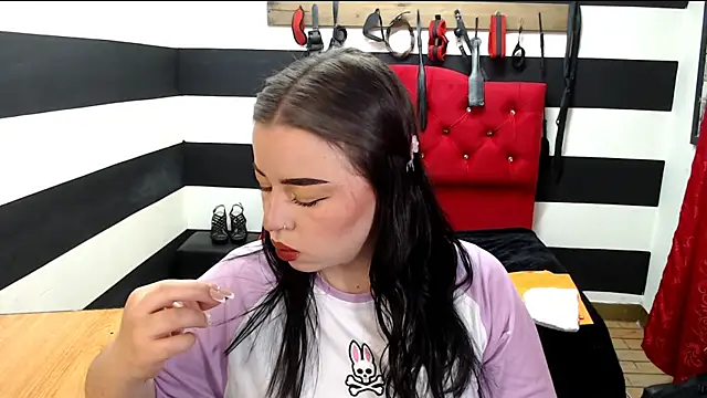 Snapshot of Marian_Ran chatting on 01.29.25 Marian Ran online show from 01.29.25