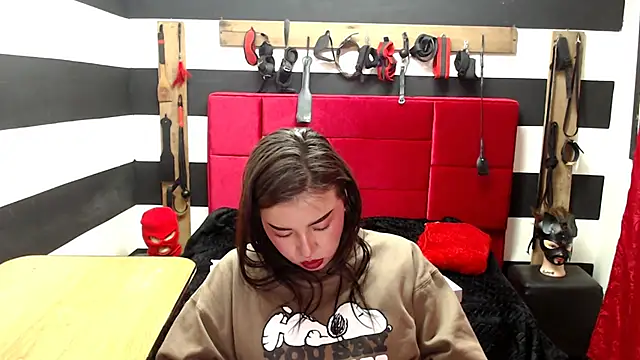 Snapshot of Marian_Ran chatting on 03.14.25 Marian Ran online show from 03.14.25