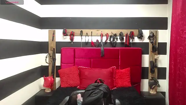 Snapshot of Marian_Ran chatting on 09.23.25 Marian Ran online show from 09.23.25