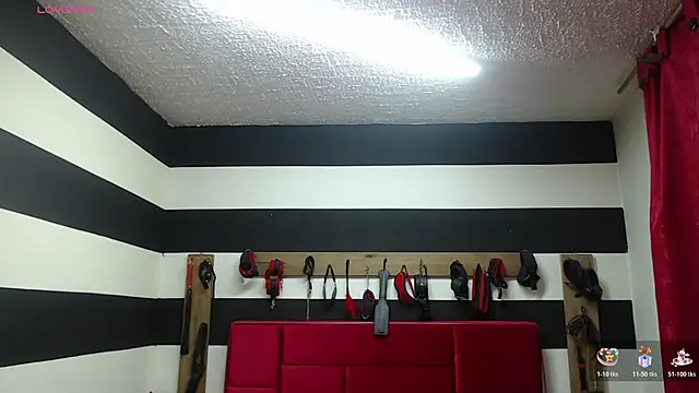 Snapshot of Marian_Ran chatting on 10.25.25 Marian Ran online show from 10.25.25