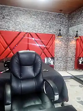 VICTORIA HOUSTON online show from 02.09.25