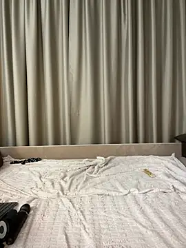 Snapshot of Evelinia chatting on 01.30.25 Evelinia online show from 01.30.25