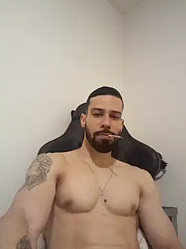 Snapshot of prince-roludo chatting on 12.21.24 prince-roludo online show from 12.21.24