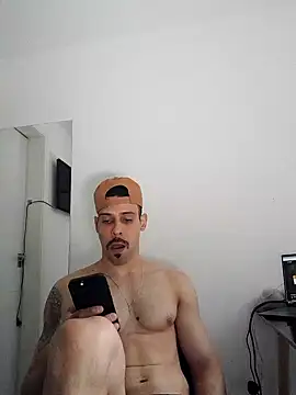 Snapshot of prince-roludo chatting on 12.30.24 prince-roludo online show from 12.30.24